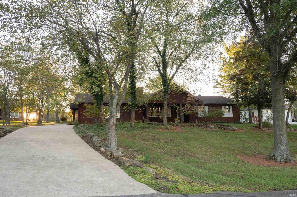 Photo of 276 S Poinsettia Drive, Santa Claus, IN 47579 (MLS # 202543257)