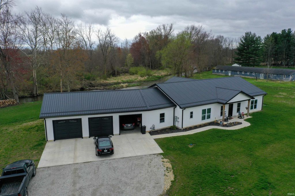 Photo of 585 E Beer Road, Milford, IN 46542 (MLS # 202547296)