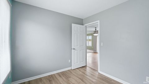 Tiny photo for 406 Viburnum Creek Run, Avilla, IN 46710 (MLS # 202618479)