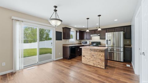 Tiny photo for 406 Viburnum Creek Run, Avilla, IN 46710 (MLS # 202618479)
