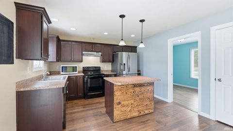 Tiny photo for 406 Viburnum Creek Run, Avilla, IN 46710 (MLS # 202618479)