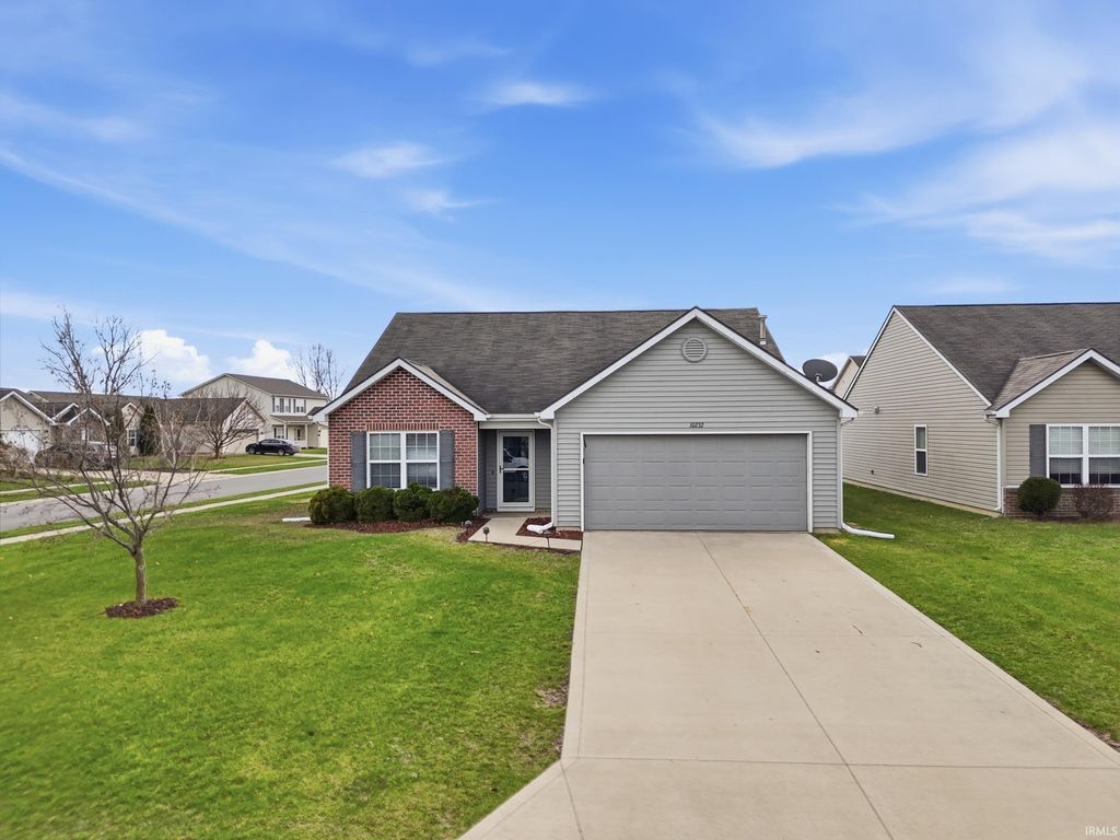 Photo of 10232 Archstone Cove, New Haven, IN 46774 (MLS # 202609921)