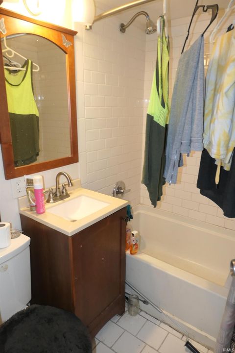 Tiny photo for 2116 Usher Street, Logansport, IN 46947 (MLS # 202518306)
