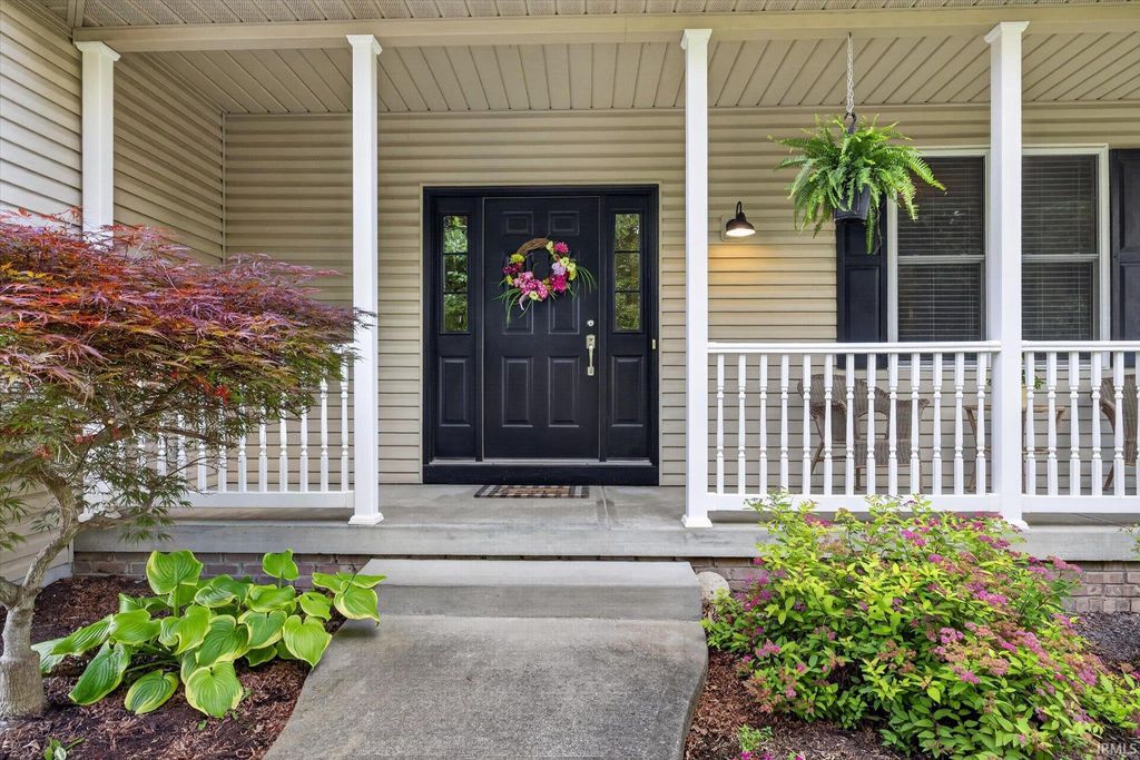Photo of 872 S Romans Way, Bloomington, IN 47401 (MLS # 202620515)