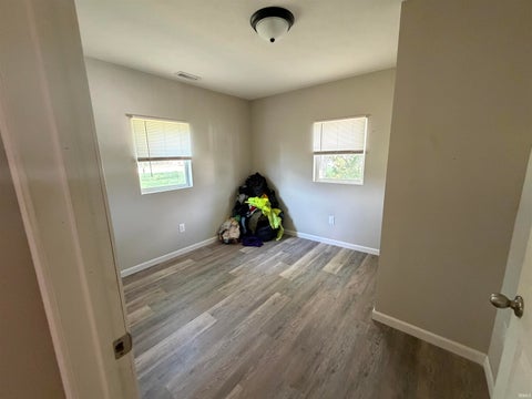 Tiny photo for 911 22nd Street, Bedford, IN 47421 (MLS # 202638802)