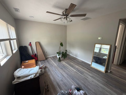 Tiny photo for 911 22nd Street, Bedford, IN 47421 (MLS # 202638802)