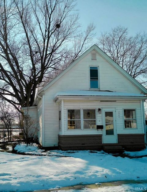 Photo of 1307 E 4Th Street, Mishawaka, IN 46544 (MLS # 202601267)