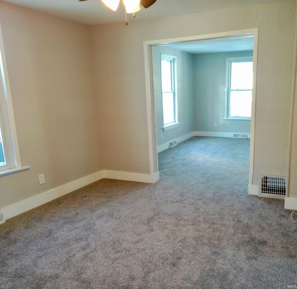 Photo of 1307 E 4Th Street, Mishawaka, IN 46544 (MLS # 202601267)