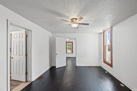 Tiny photo for 1602 Grove Street, Lafayette, IN 47905 (MLS # 202537474)