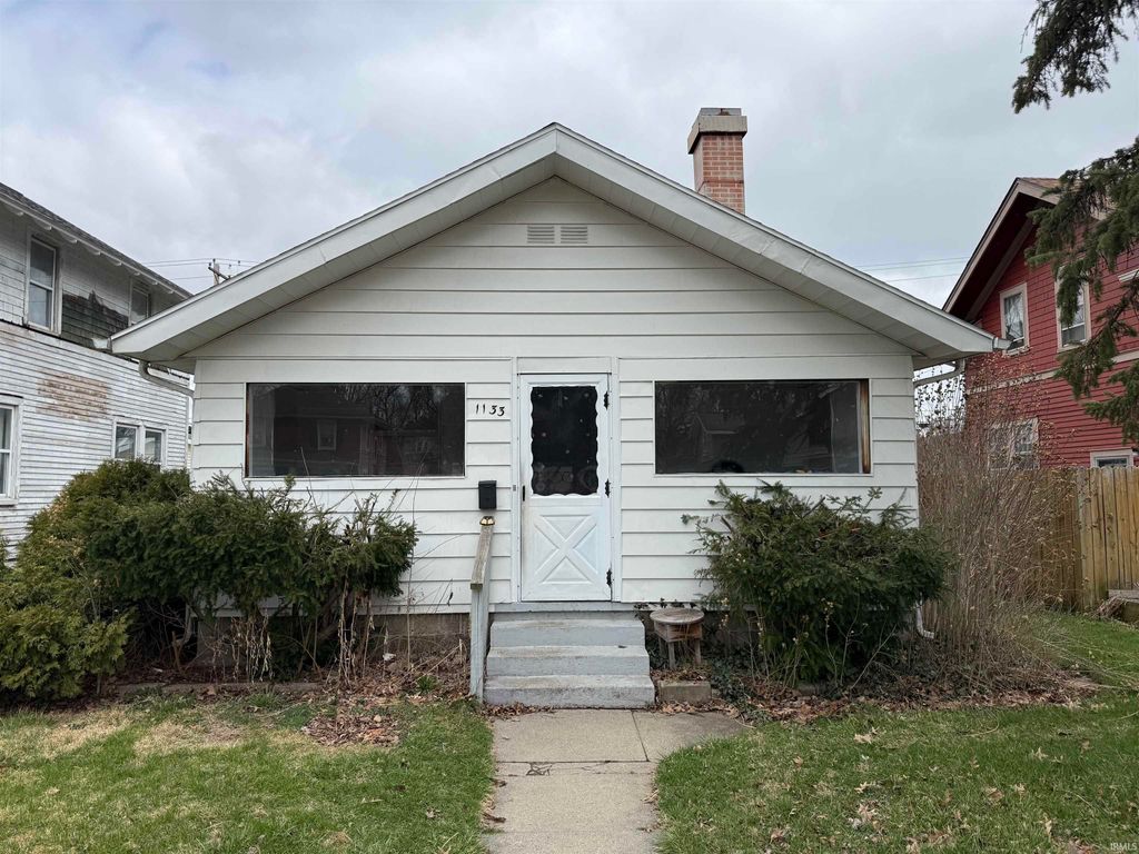 Photo of 1133 Altgeld Street, South Bend, IN 46614 (MLS # 202609935)