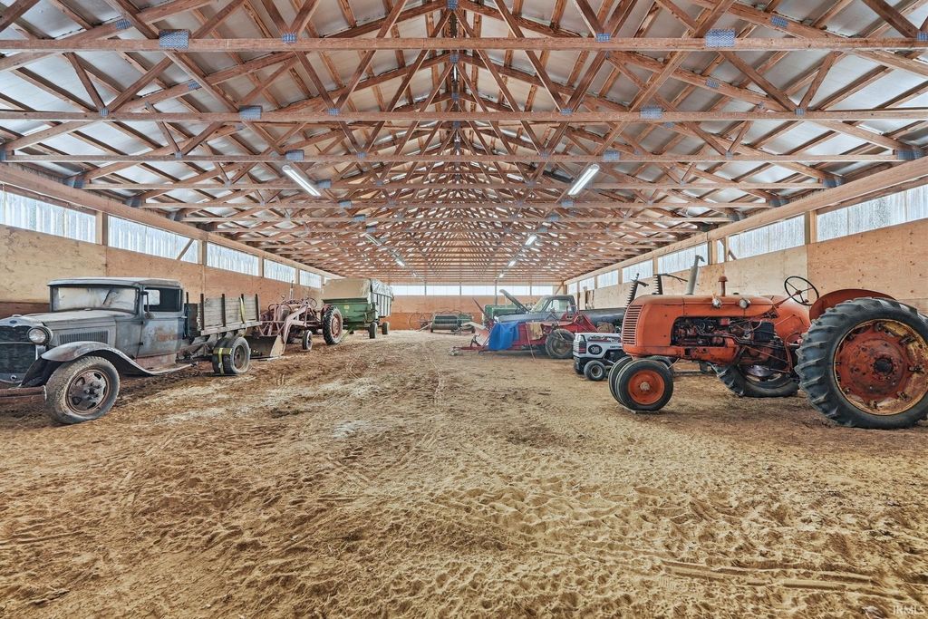 Photo of 12912 Edgerton Road, New Haven, IN 46774 (MLS # 202606401)