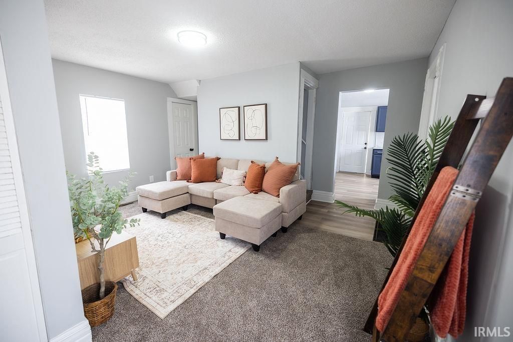 Photo of 700 S Walnut St, Hartford City, IN 47348 (MLS # 202603423)