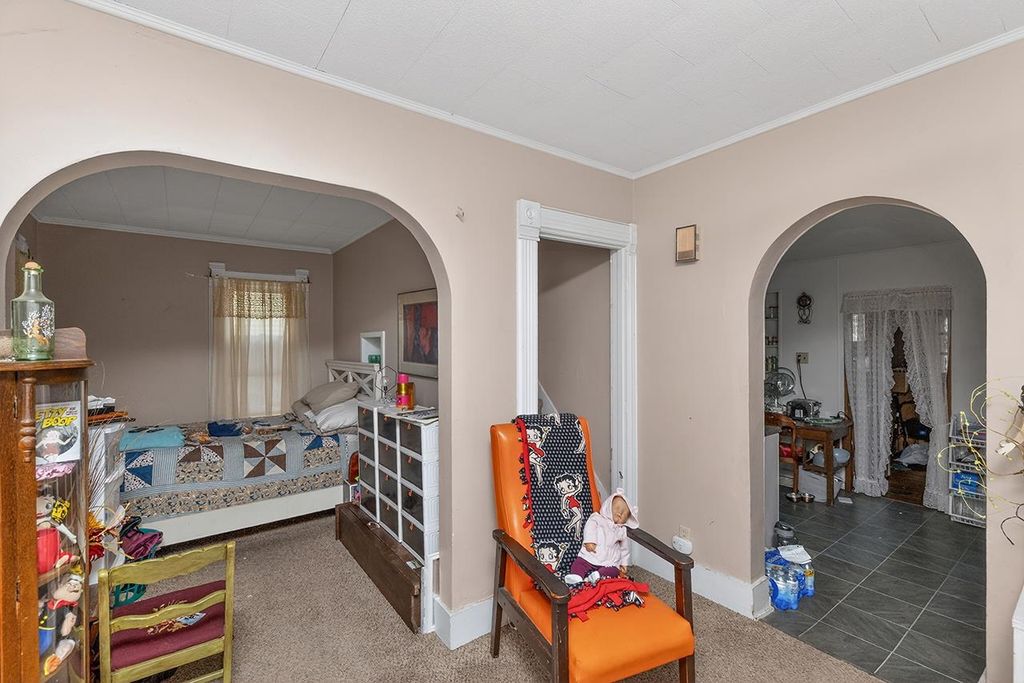 Photo of 709 Emerson Street, Goshen, IN 46526 (MLS # 202613401)