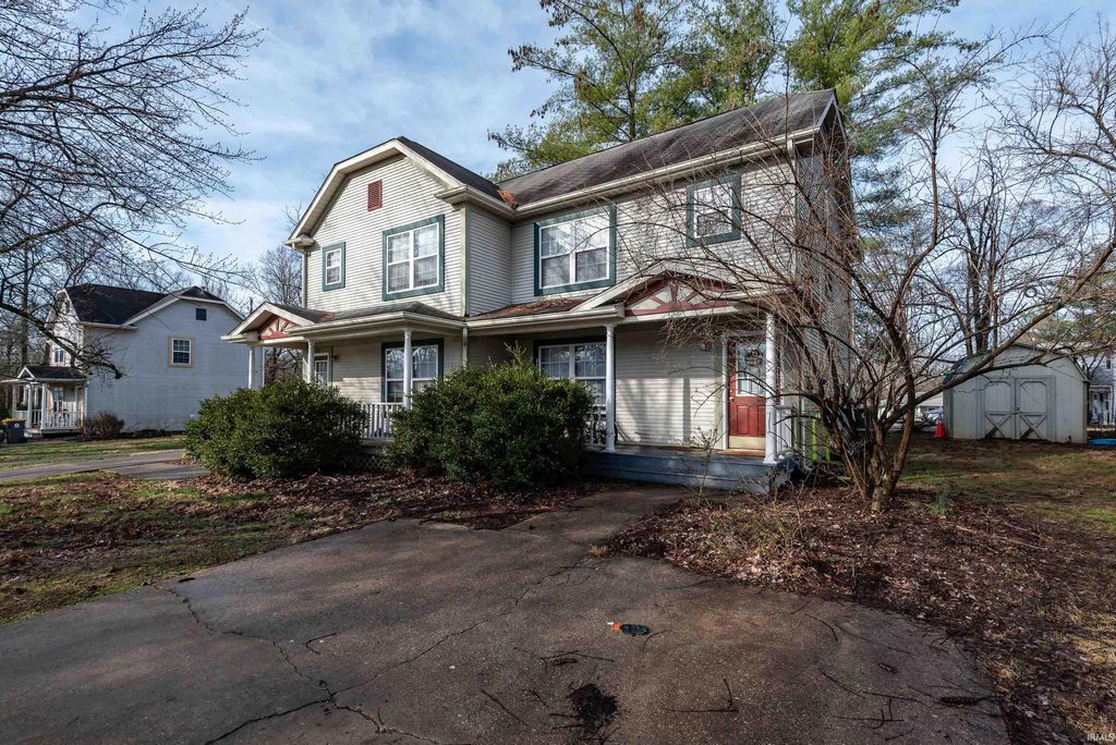 Photo of 1231-1233 E Tylers Turn, Bloomington, IN 47401 (MLS # 202607560)