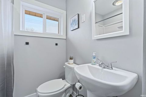 Tiny photo for 660 Clark Street, Huntington, IN 46750 (MLS # 202605710)