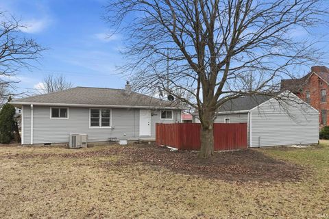 Tiny photo for 660 Clark Street, Huntington, IN 46750 (MLS # 202605710)