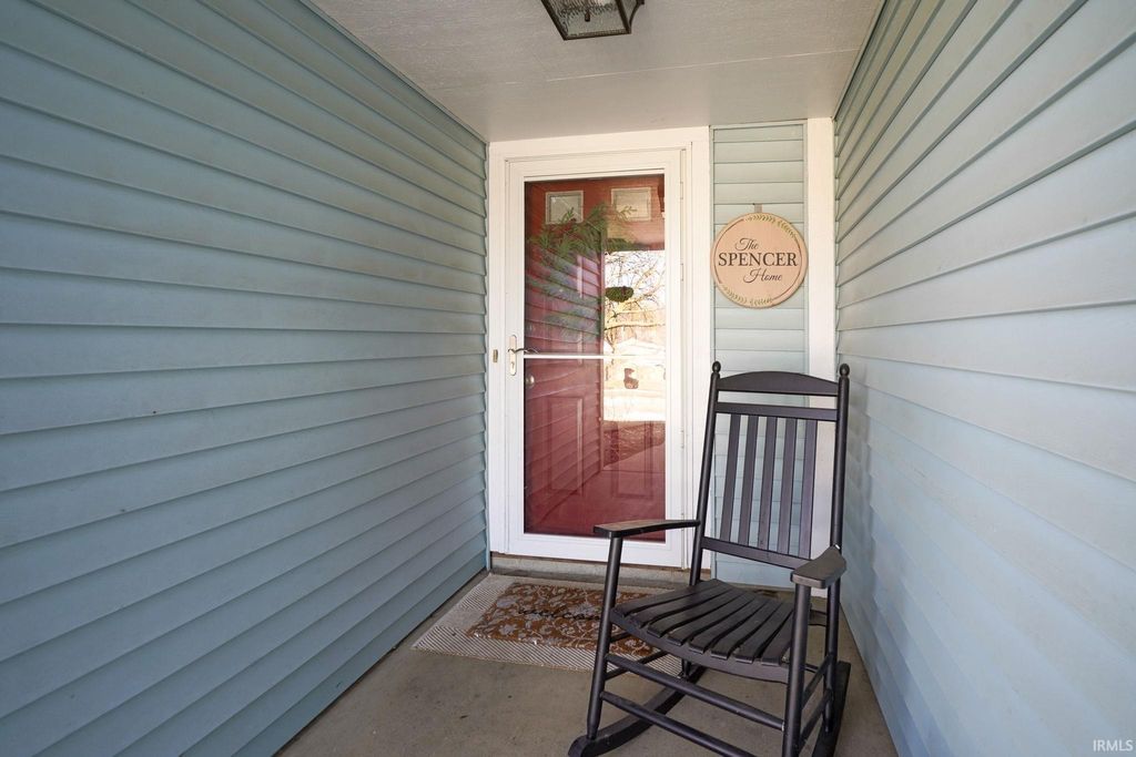 Photo of 2125 Vancouver Drive, Lafayette, IN 47905 (MLS # 202604618)