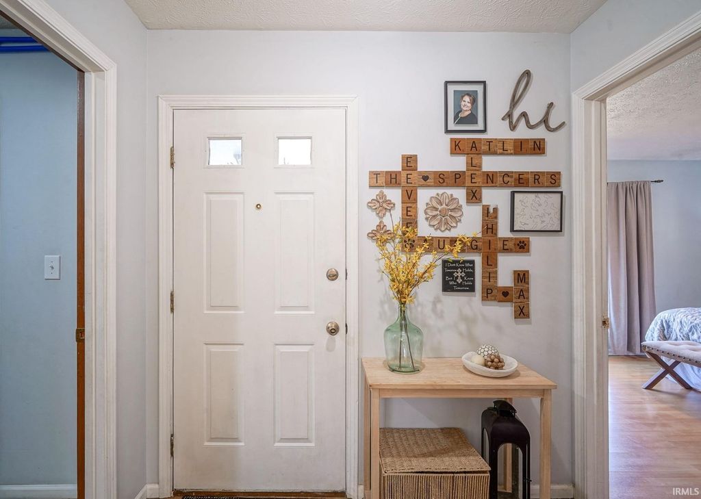 Photo of 2125 Vancouver Drive, Lafayette, IN 47905 (MLS # 202604618)