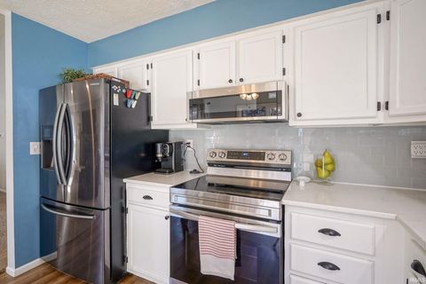 Tiny photo for 2125 Vancouver Drive, Lafayette, IN 47905 (MLS # 202604618)