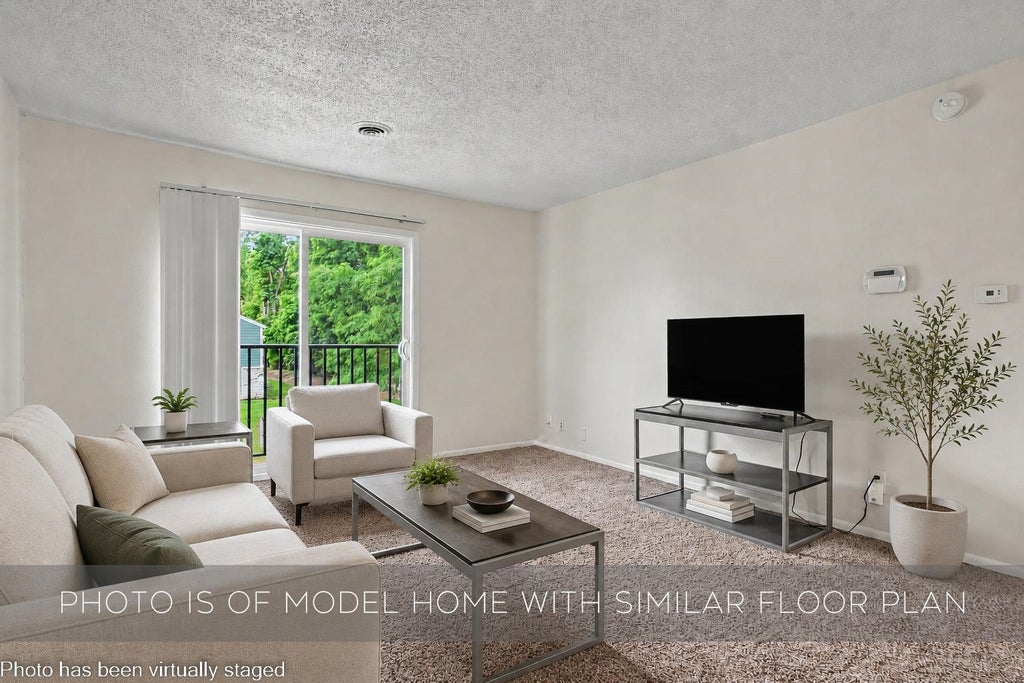 Photo of 1801 Irish Way #1855, South Bend, IN 46637 (MLS # 202624047)