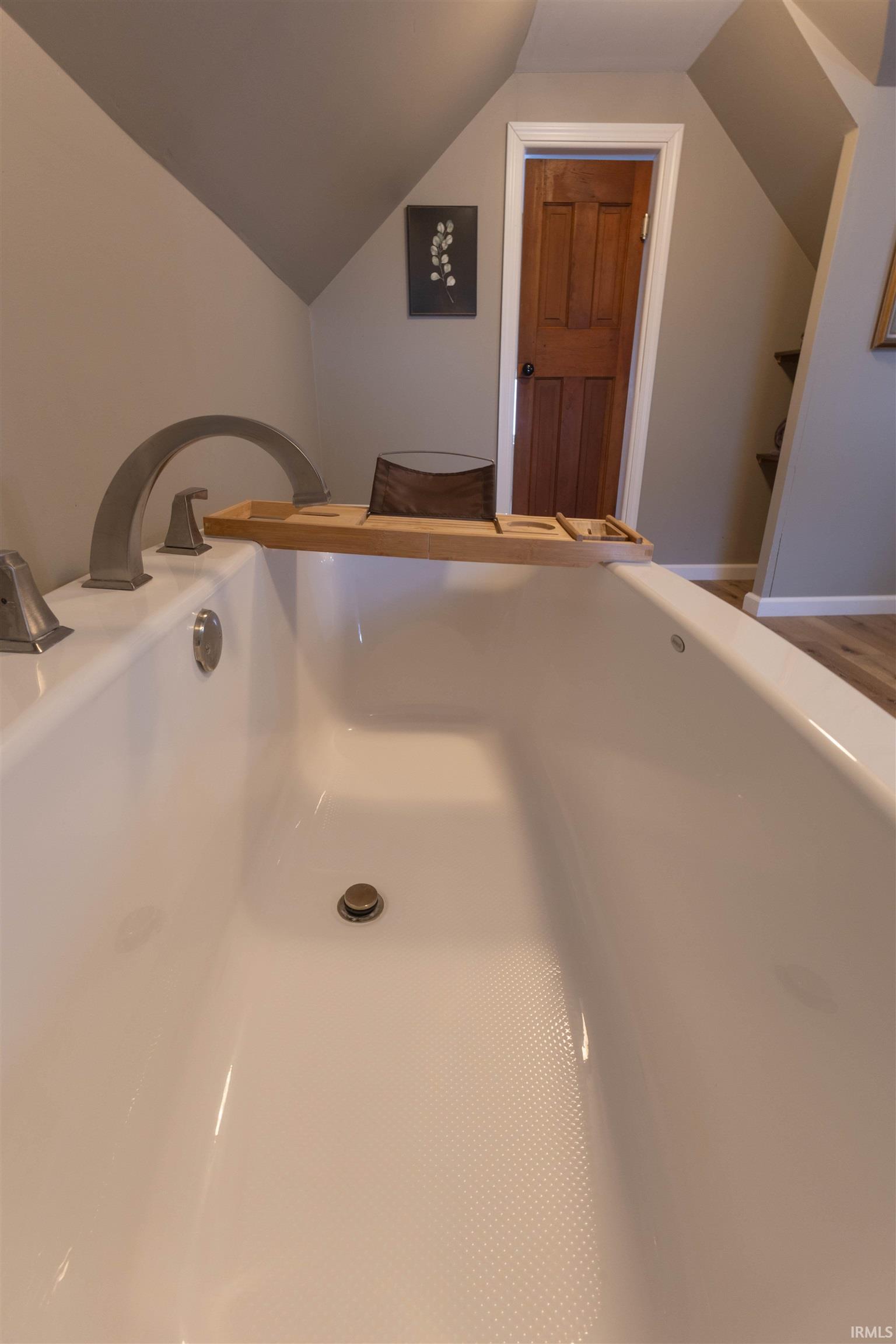 Brookston, Indiana 47923, United States, 3 Bedrooms Bedrooms, ,3 BathroomsBathrooms,Residential,Active,250884