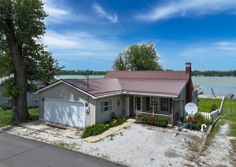 Photo of 1199 N Main Street, Kewanna, IN 46939 (MLS # 202524344) Photo of 1199 N Main Street, Kewanna, IN 46939 (MLS # 202524344)