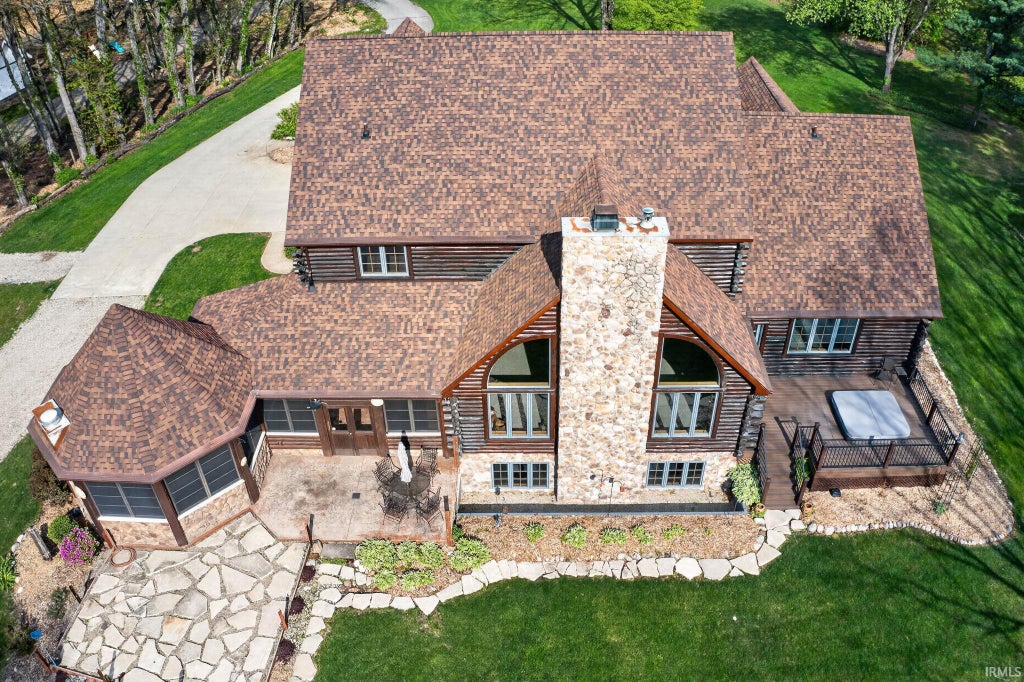 Photo of 30131 Vantilburg Court, Elkhart, IN 46514 (MLS # 202617967)