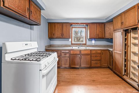 Tiny photo for 218 N Mill Street, Greentown, IN 46936 (MLS # 202549835)