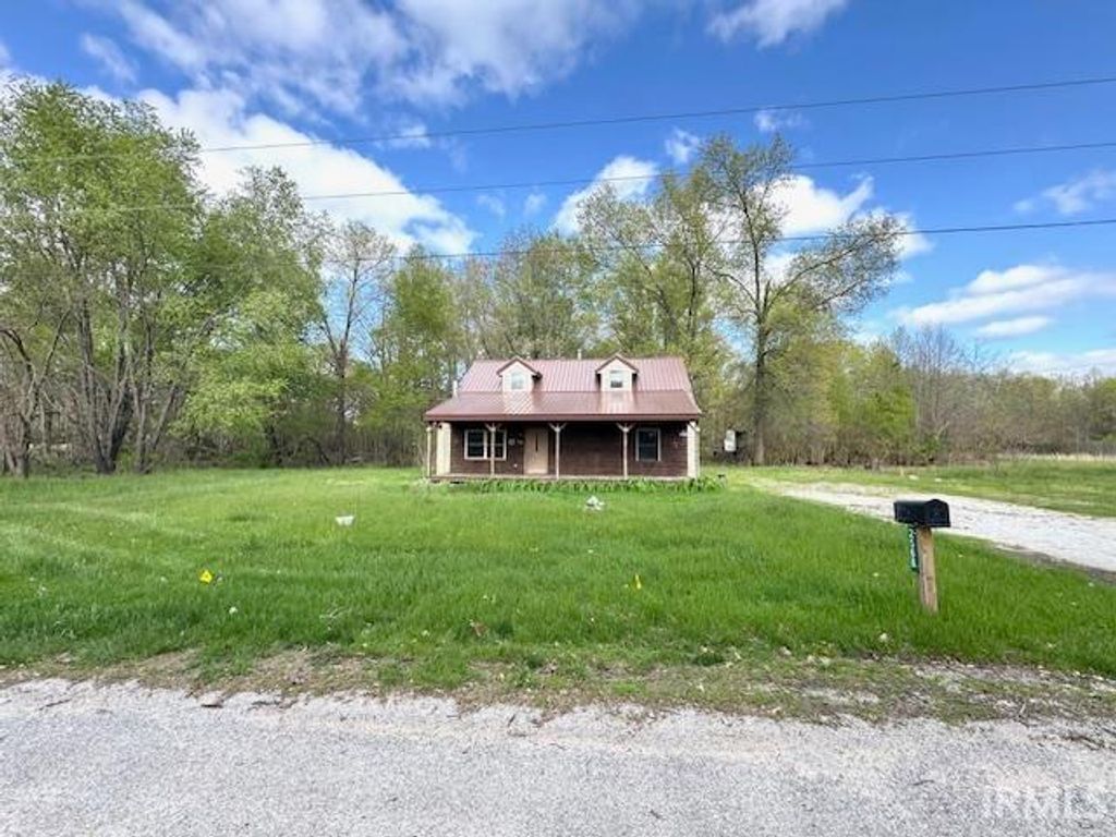 Photo of 2568 S 675 East Road, Knox, IN 46534 (MLS # 202616358)