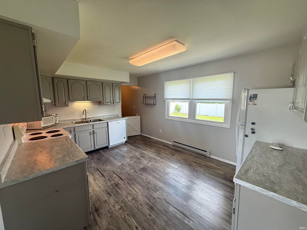 Photo of 11 TOPAZ Drive, Huntington, IN 46750 (MLS # 202616598)