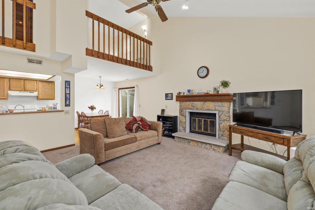 Photo of 4226 Crofton Court, Fort Wayne, IN 46835 (MLS # 202637252)