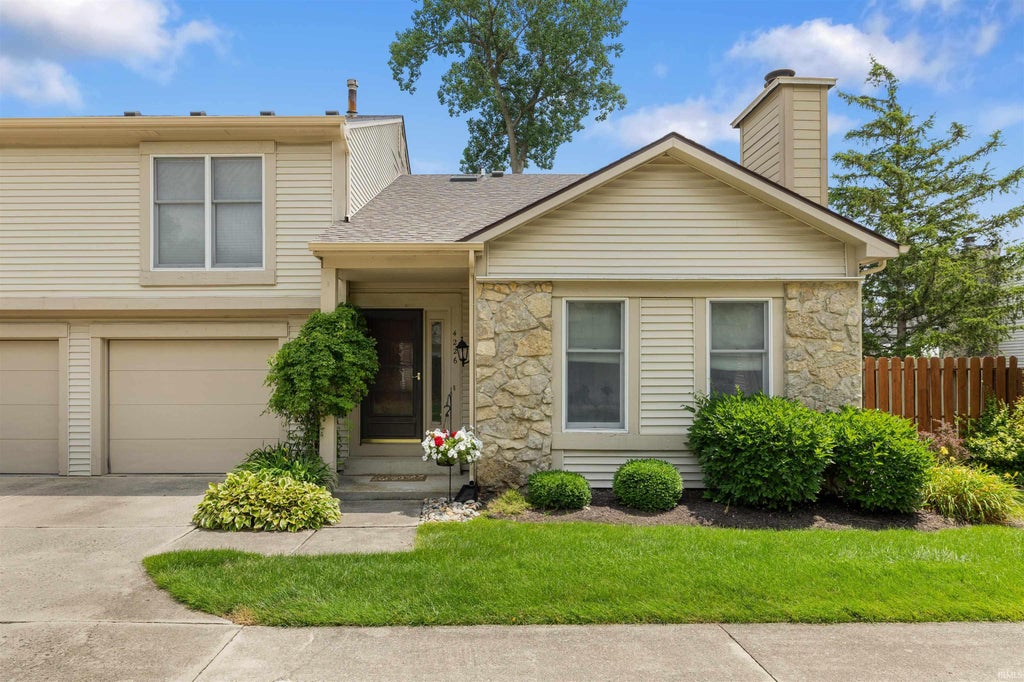 Photo of 4226 Crofton Court, Fort Wayne, IN 46835 (MLS # 202637252)