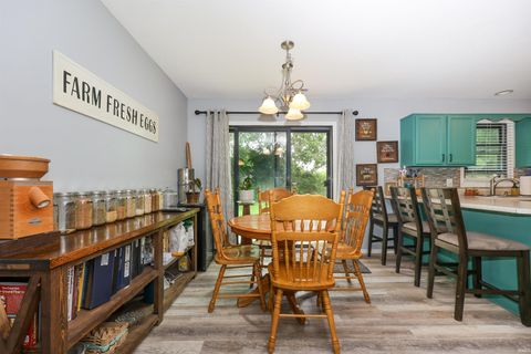 Tiny photo for 1945 York Court, Huntington, IN 46750 (MLS # 202624675)
