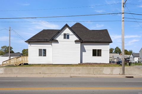 Tiny photo for 929 S Bell Street, Kokomo, IN 46902 (MLS # 202542864)
