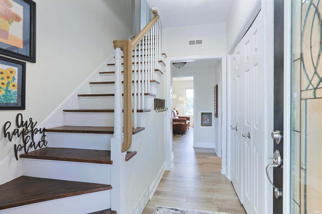Photo of 10098 Jefferson Road, Osceola, IN 46561 (MLS # 202632571)