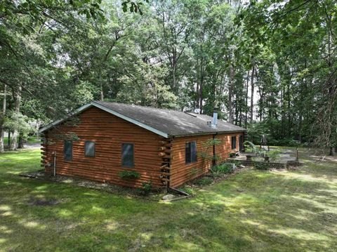 Tiny photo for 2952 S Crestview Drive, Winamac, IN 46996 (MLS # 202535110)