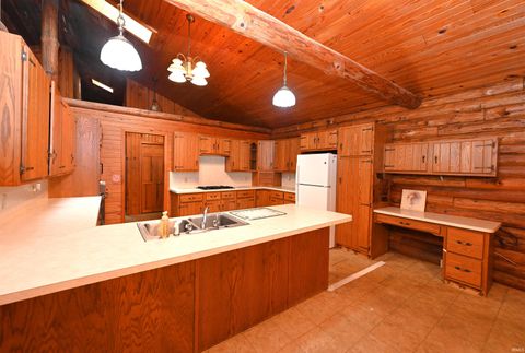 Tiny photo for 2952 S Crestview Drive, Winamac, IN 46996 (MLS # 202535110)