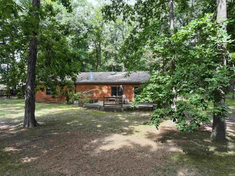 Tiny photo for 2952 S Crestview Drive, Winamac, IN 46996 (MLS # 202535110)
