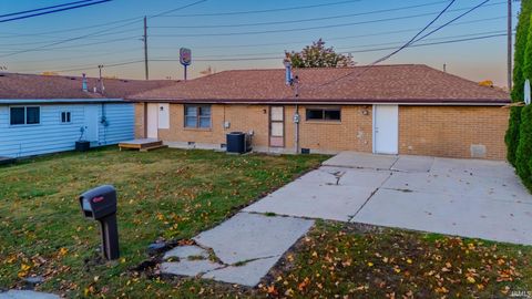 Tiny photo for 508 N Broadway Street, Peru, IN 46970 (MLS # 202542855)