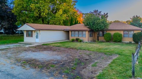 Tiny photo for 508 N Broadway Street, Peru, IN 46970 (MLS # 202542855)