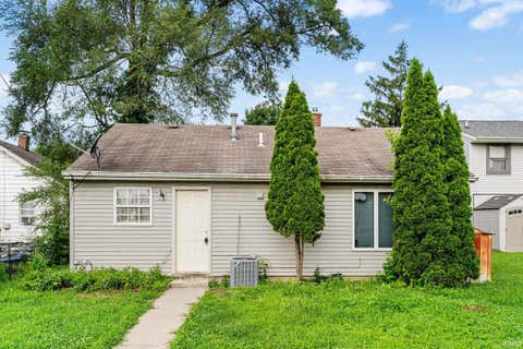 Tiny photo for 127 S 31st Street, Lafayette, IN 47904 (MLS # 202629429)