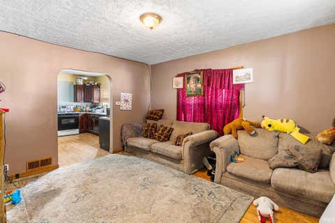 Tiny photo for 127 S 31st Street, Lafayette, IN 47904 (MLS # 202629429)