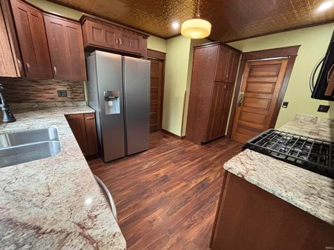 Tiny photo for 404 W Wiley Avenue, Bluffton, IN 46714 (MLS # 202616329)
