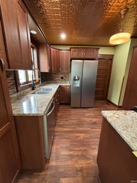 Tiny photo for 404 W Wiley Avenue, Bluffton, IN 46714 (MLS # 202616329)
