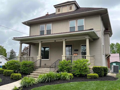 Tiny photo for 404 W Wiley Avenue, Bluffton, IN 46714 (MLS # 202616329)