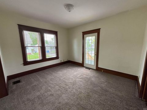 Tiny photo for 404 W Wiley Avenue, Bluffton, IN 46714 (MLS # 202616329)