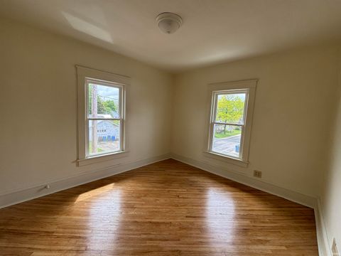 Tiny photo for 404 W Wiley Avenue, Bluffton, IN 46714 (MLS # 202616329)