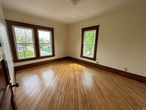 Tiny photo for 404 W Wiley Avenue, Bluffton, IN 46714 (MLS # 202616329)