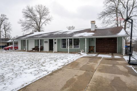 Tiny photo for 2923 Inwood Drive, Fort Wayne, IN 46815 (MLS # 202605679)