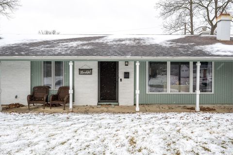Tiny photo for 2923 Inwood Drive, Fort Wayne, IN 46815 (MLS # 202605679)